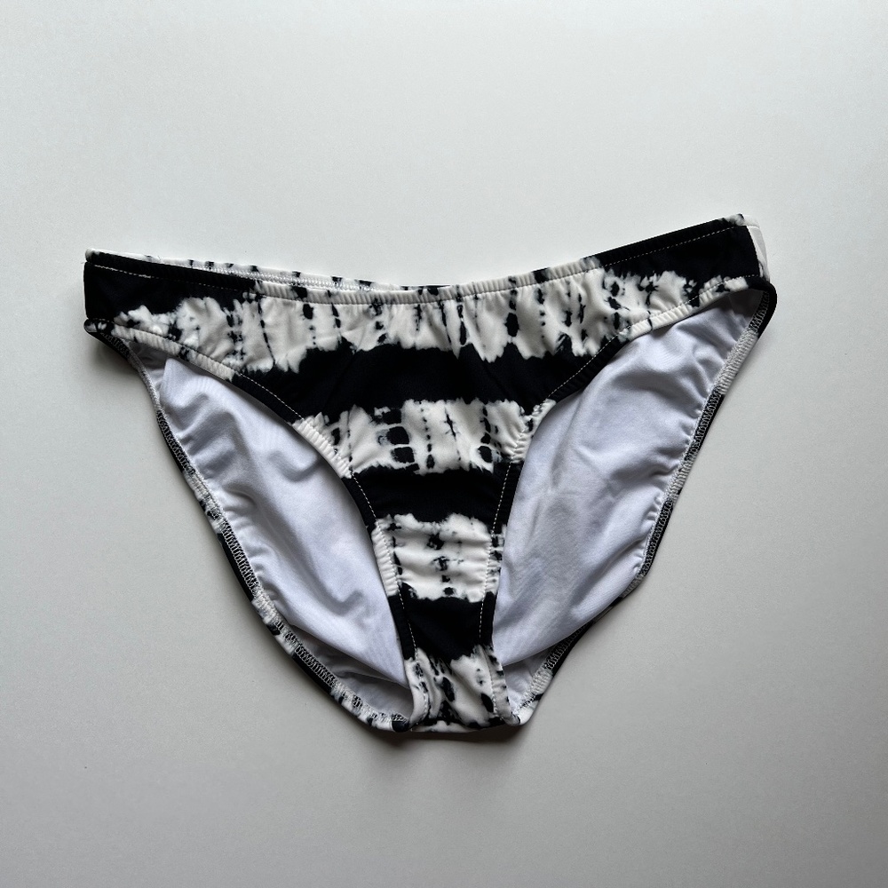 Venus Black & White Tie-Dye Bikini Bottom 14